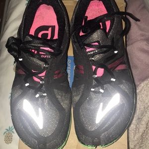 Brooks pure connect2 size 7